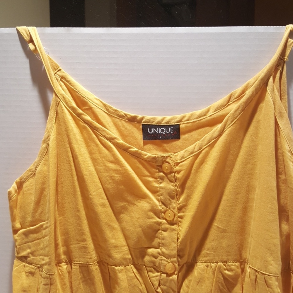Ladies Top - Picture 2 of 7